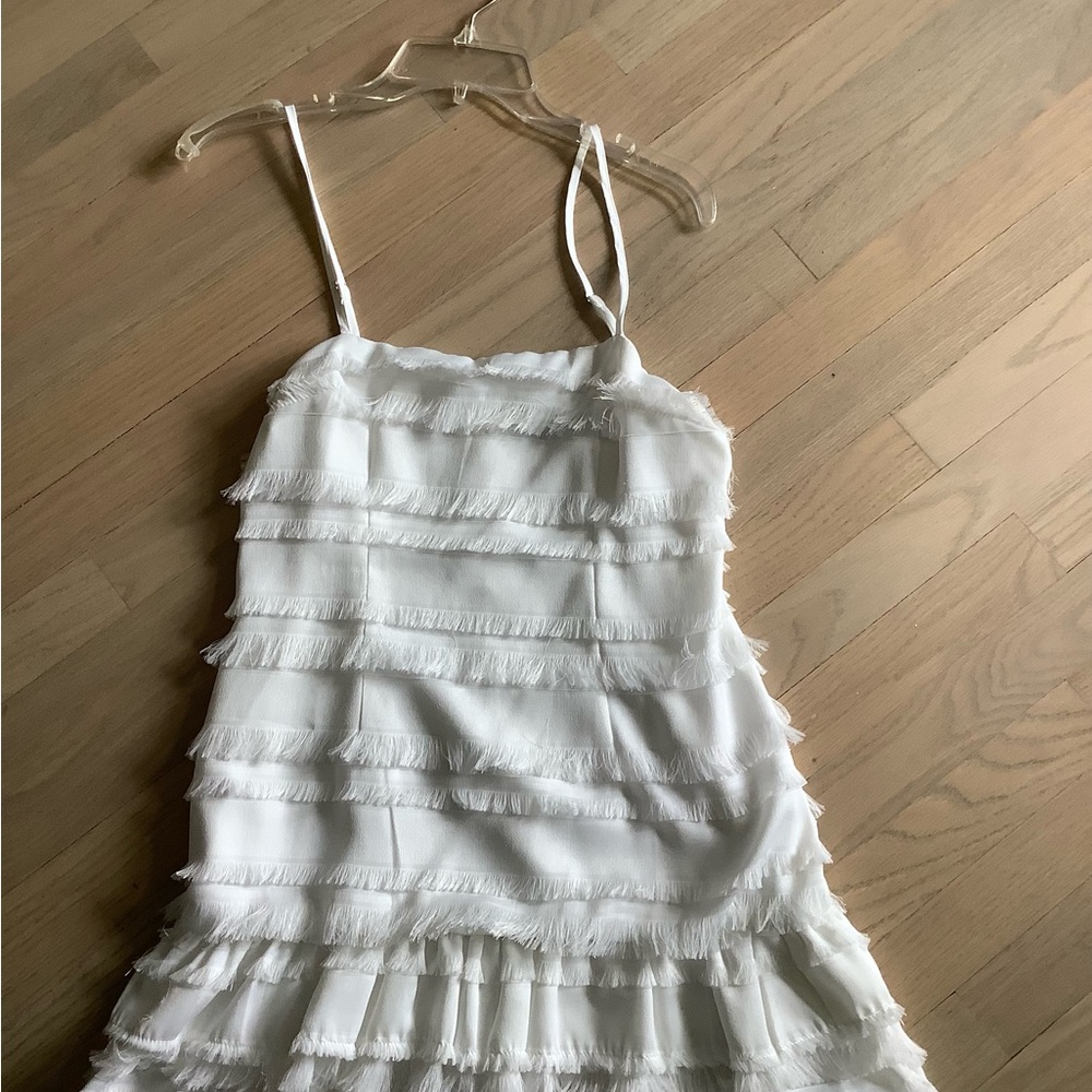 Princess Polly Ruffle  Dress - Picture 4 of 9